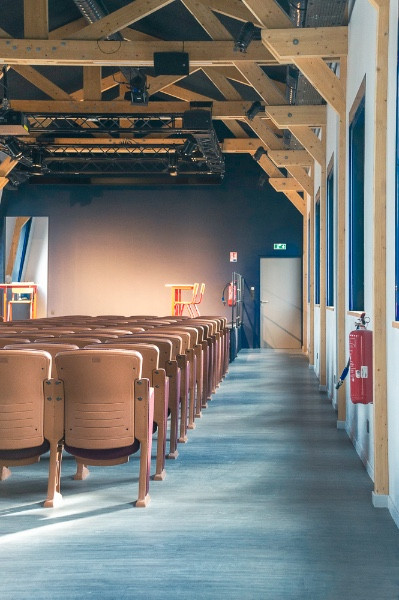 Mise en peinture & revêtement de sol à l'Institut Saint-André de Choisy-le-Roi !