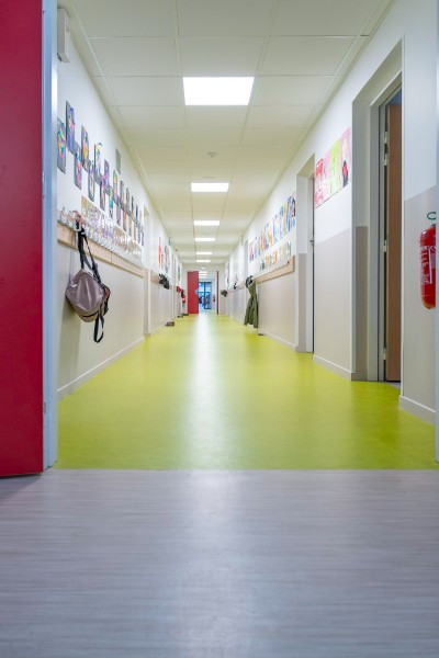 Ravalement, sols, faïence et peinture : AEC au cœur du projet de rénovation de l'école Pablo Neruda à Pontault-Combault (77)