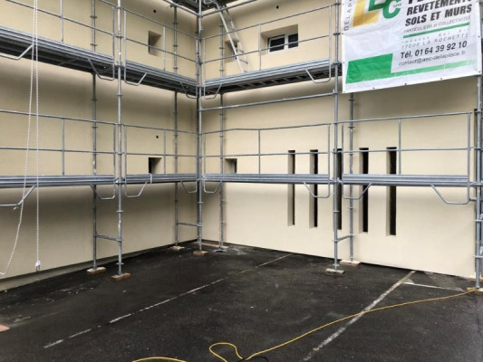 Premier chantier d'Isolation Thermique par l’Extérieur (ITE) : Une réalisation d’exception par AEC