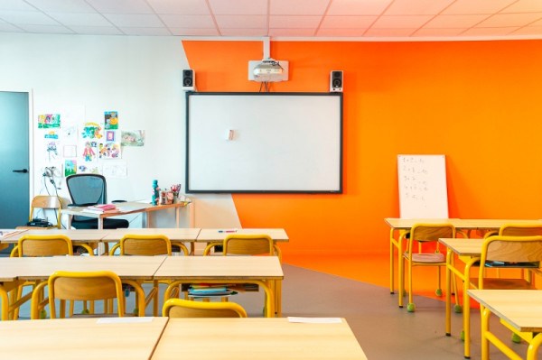 Mise en peinture & revêtement de sol à l'Institut Saint-André de Choisy-le-Roi !
