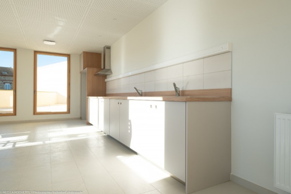 Travaux de peinture, sols et revêtements pour la nouvelle Maison Départementale des Solidarités de Coulommiers (77)