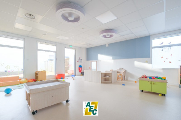 Nouveau pôle social « La Ruche » à Sens : peintures, sols et carrelages réalisés par AEC