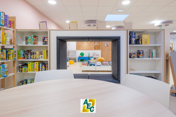 Nouveau pôle social « La Ruche » à Sens : peintures, sols et carrelages réalisés par AEC