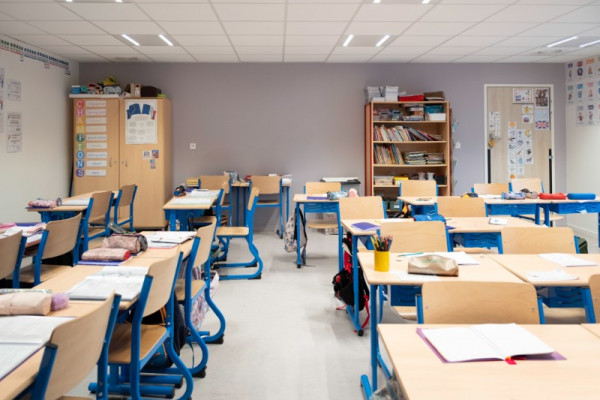Ravalement, sols, faïence et peinture : AEC au cœur du projet de rénovation de l'école Pablo Neruda à Pontault-Combault (77)